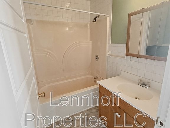 3rd image of 25 Portland St Unit 17