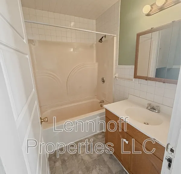 25 Portland St #17 — Photo 3