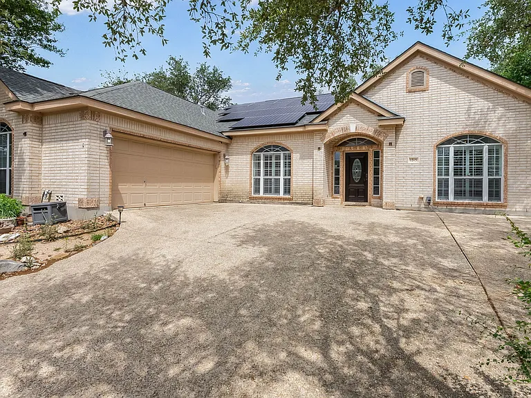 1315 Cougar Run — Photo 19