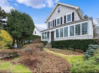 70 Brambach Rd, Scarsdale, NY 10583