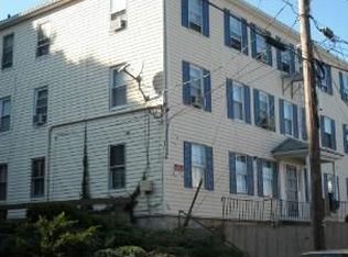 7 Forest Ave APT 6, Plymouth, MA 02360