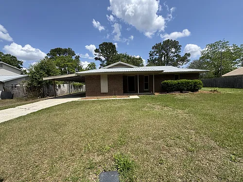 1447 Coe Dairy Rd Photo 1