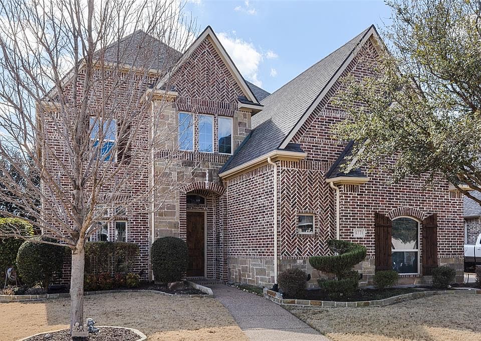1st image of 9771 Crown Ridge Dr