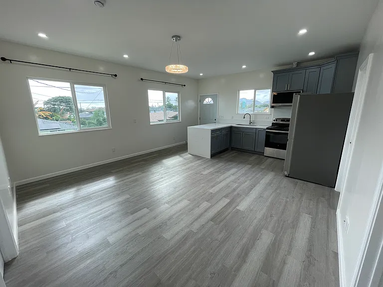 4409 Anai St — Photo 3