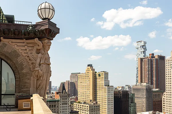 Sold by Keller Williams NYC | media 9