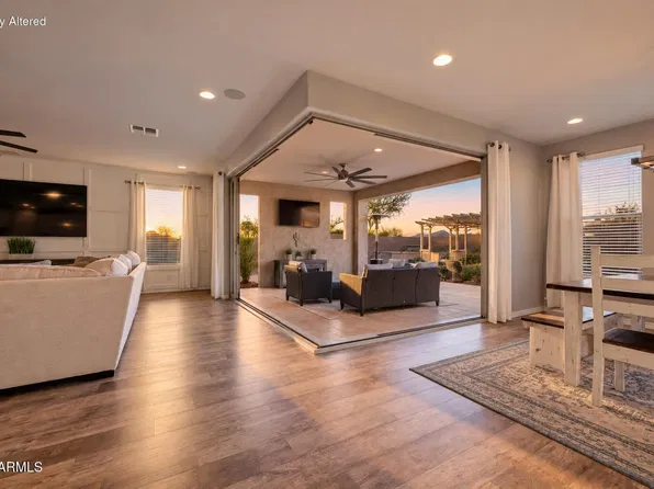 7300 W QUAIL TRACK Drive, Peoria, AZ 85383