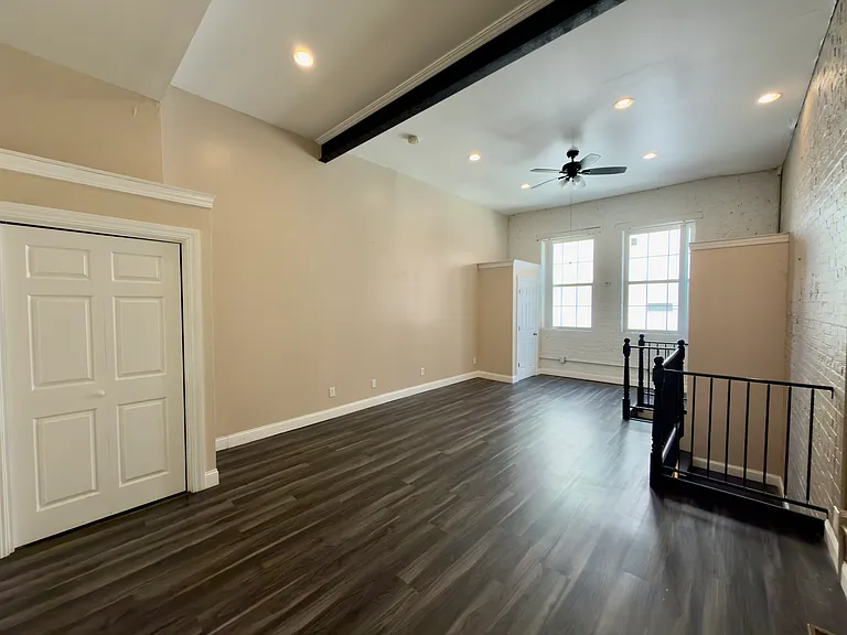 814 Main St #1A — Photo 6