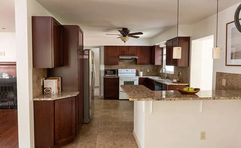 5204 Brookside Blvd — Photo 19