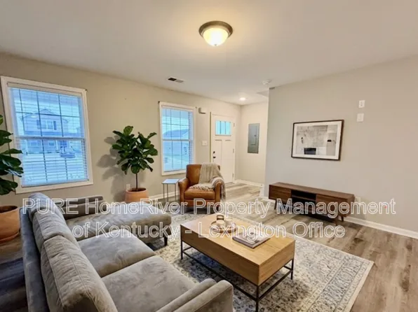 2014 Dolly Dr, Richmond, KY 40475