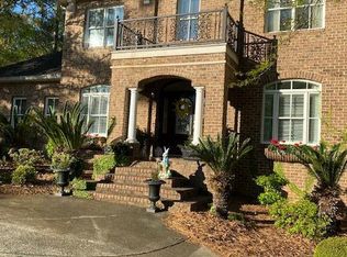 61 Charleston Cir, Hawkinsville, GA 31036