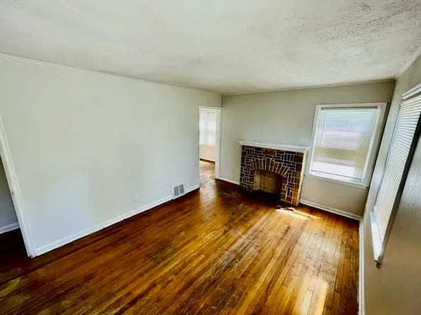 4545 Indiana Ave, Kansas City, MO 64130