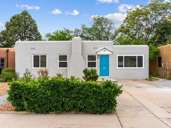 1217 Columbia Dr NE, Albuquerque, NM 87106