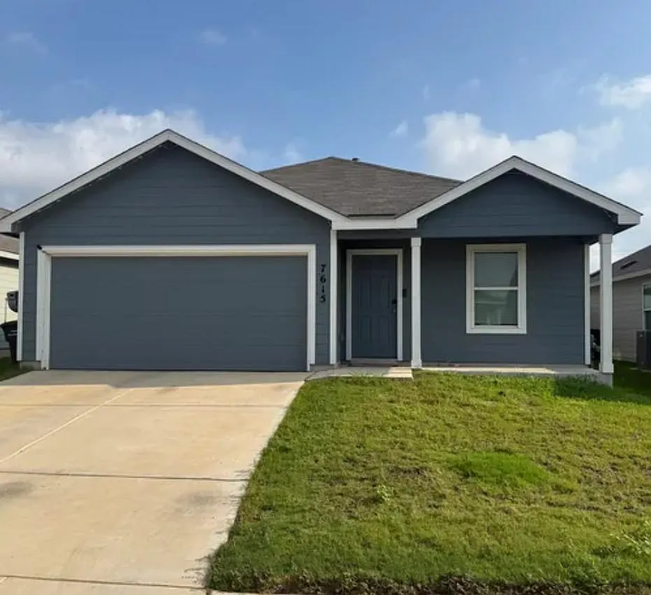 4 bed, 1667 sqft, $2,000 — Photo 1
