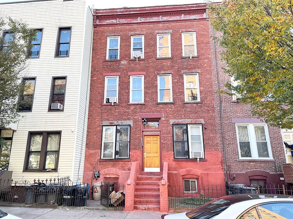 2nd image of 312 Macdougal St #6