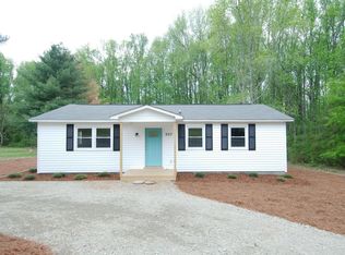 207 Happy Valley Rd, West End, NC 27376
