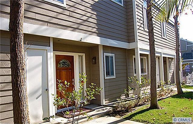 1st image of 260 Victoria St #3