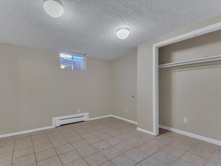 7687 Newman St — Photo 30