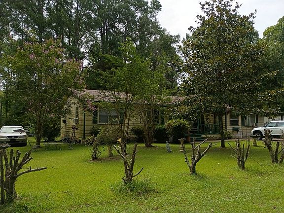 3rd image of 105 Ouachita Rd #557
