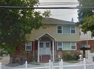 14748 20th Ave #1, Whitestone, NY 11357