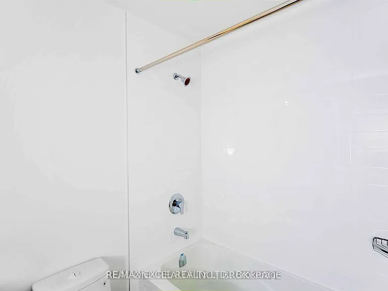 10 Rouge Valley Dr W #1112A — Photo 15