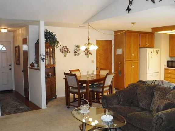 2nd image of 5545 Crossbill Ln