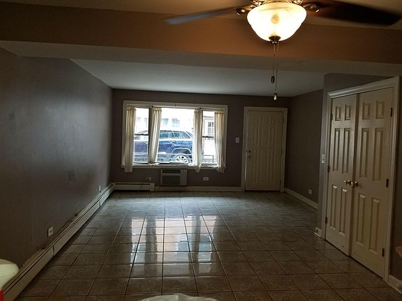 4th image of 4342 N Kedvale Ave APT 1A