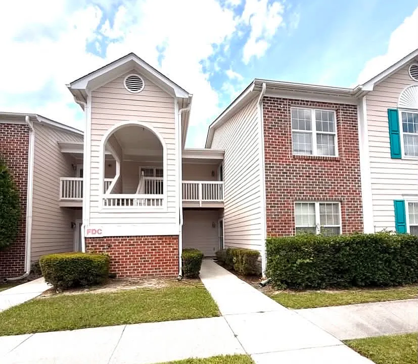 901 Litchfield Way #D