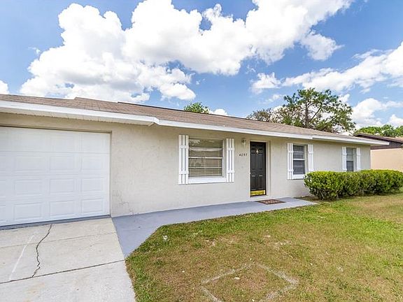4th image of 4097 Willow South Dr