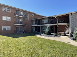 4409 W 95th St, Oak Lawn, IL 60453