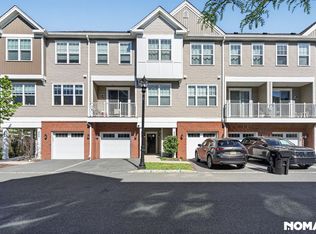 404 Dickson Ct, Highland Park, NJ 08904