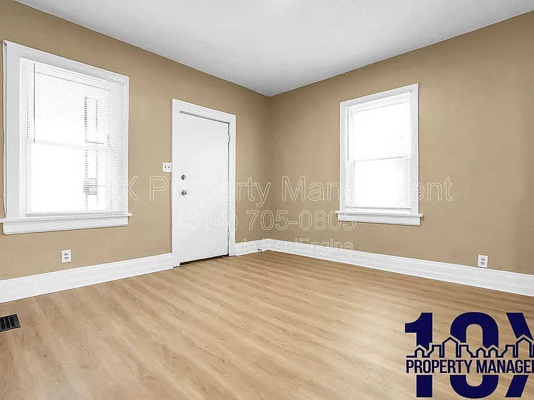 2545 Sullivant Ave — Photo 7