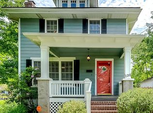 110 Camden Ave, Versailles, KY 40383
