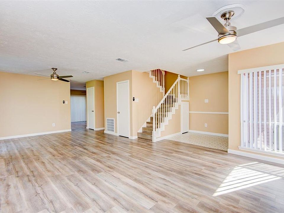 1849 Sherwood Forest St, Houston, TX 77043 Zillow