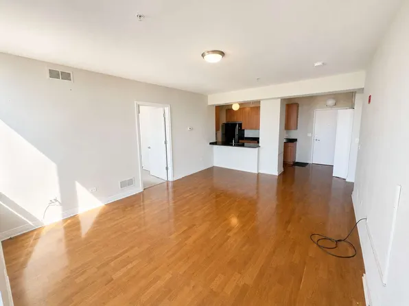 565 W Quincy St, Chicago, IL