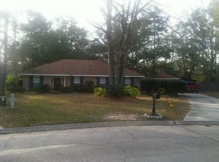 135 Oak Leaf Dr, Slidell, LA 70461