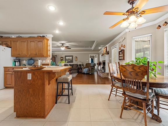 5th image of 8817 Dorsey Rd
