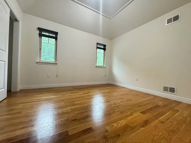 14 Pyramid Ct — Photo 11