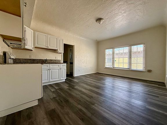 5th image of 2001 Cedar Ave APT 14