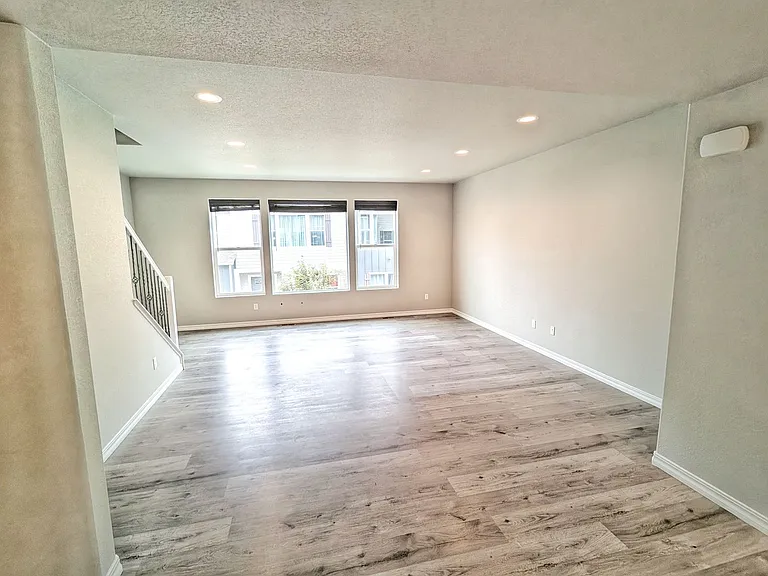 7519 Mount Elbert Point — Photo 9