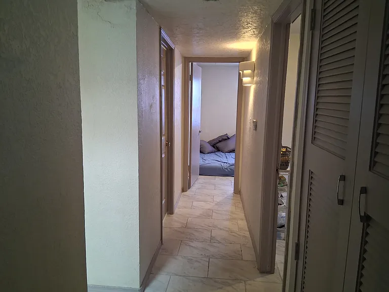 8512 Lakehurst Rd — Photo 12