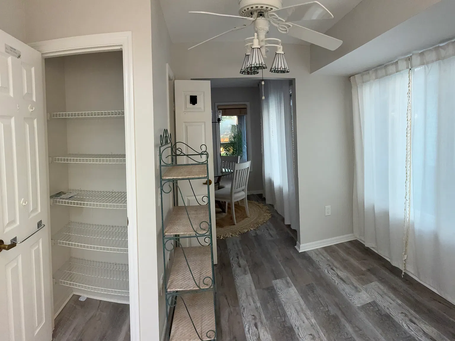 2 bed, 1432 sqft, $3,000 — Photo 2