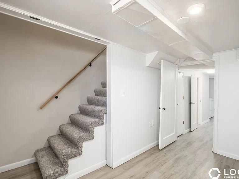 761 N 700 W — Photo 2