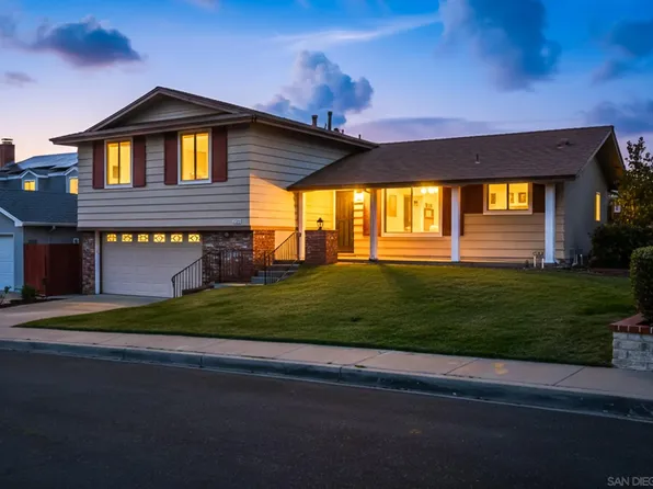 8661 Dent Dr, San Diego, CA 92119