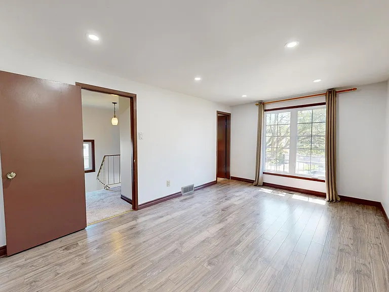 260 Taylor St — Photo 23
