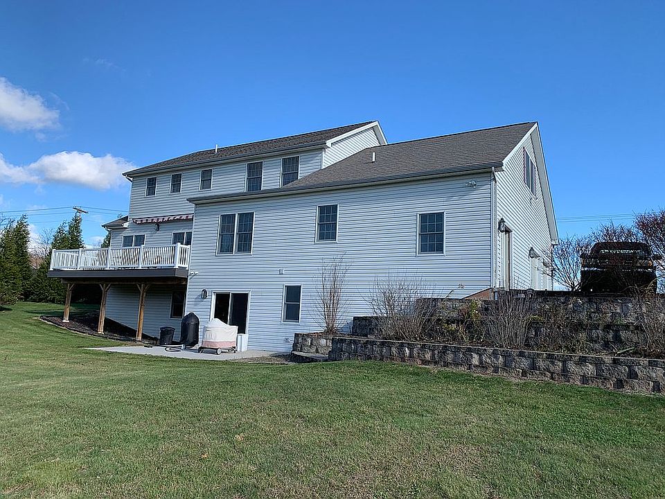 2nd image of 665 Bamberger Rd