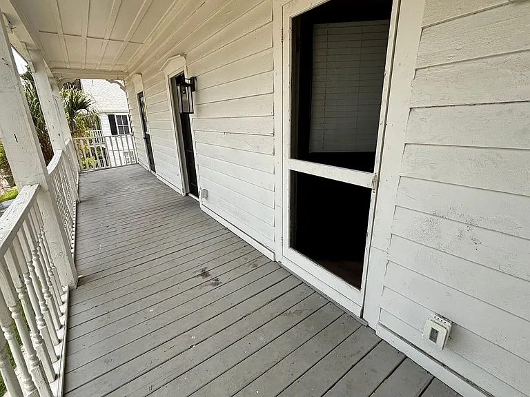 30 Sanford St — Photo 26