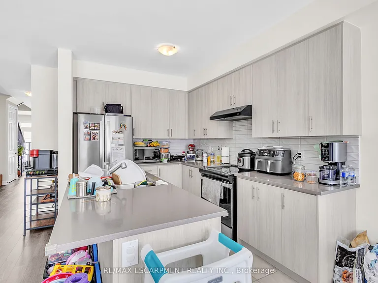 12 Blackberry Ln — Photo 8