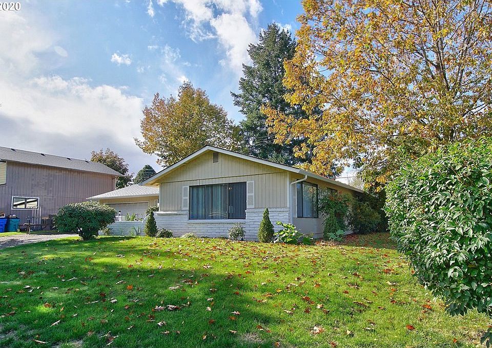 1st image of 3020 NE 99th Ave