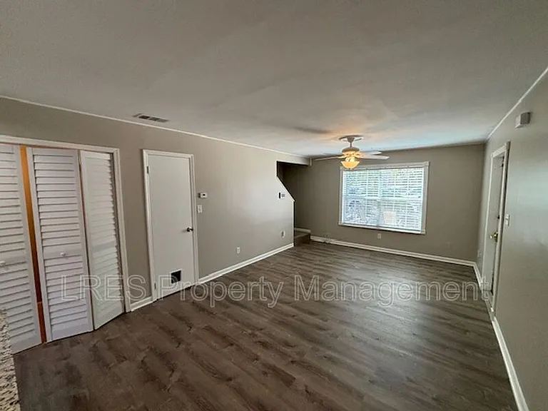 517 Carambola Ave — Photo 14