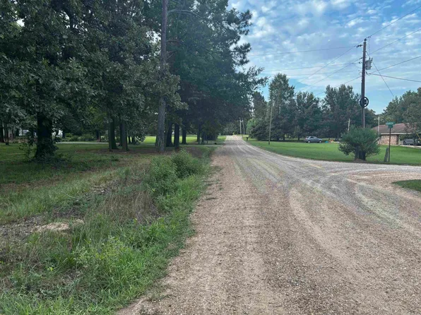237 Kent Rd, Star City, AR 71667
